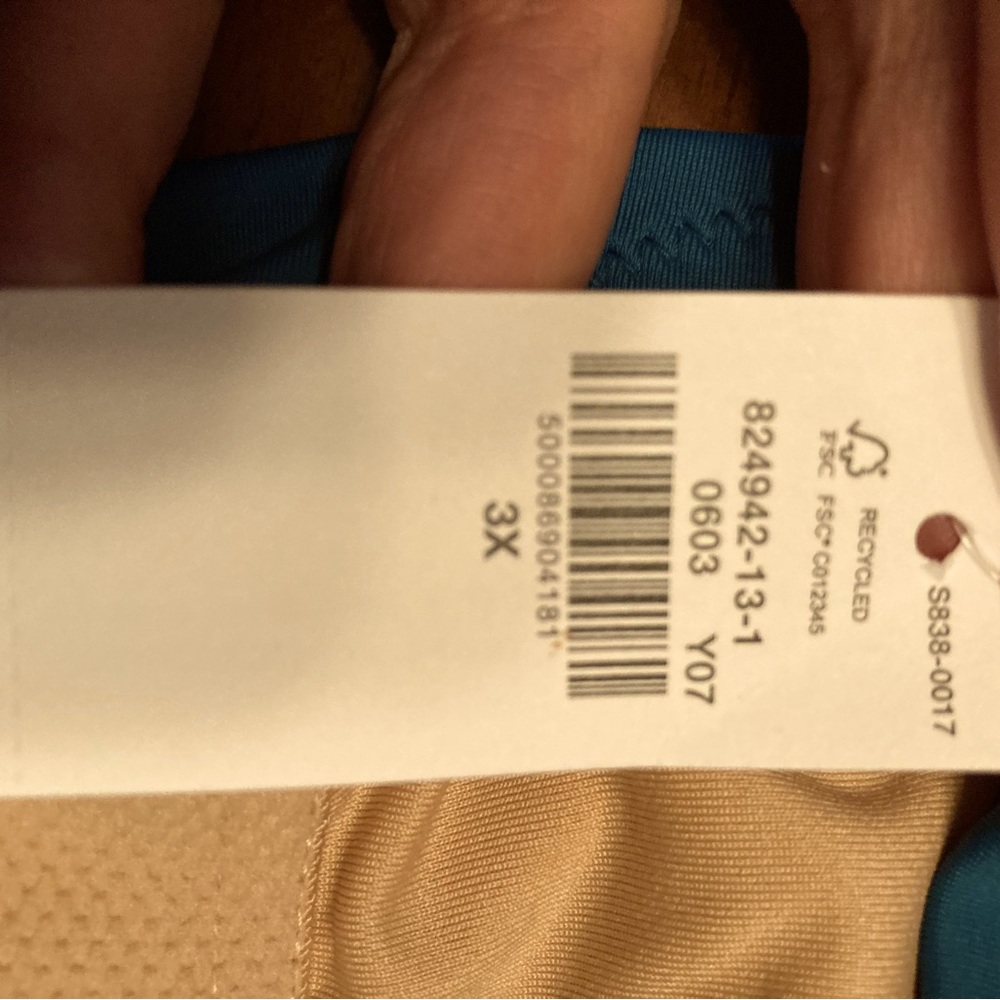 NWT Old Navy one-piece teal swimsuit size 3X - Picture 3 of 3